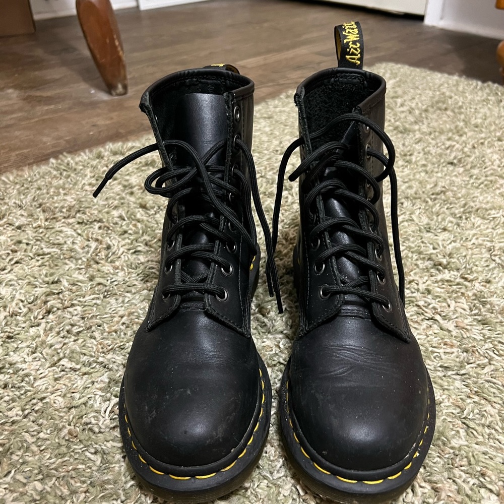Black leather Doc Martens size 8 womens